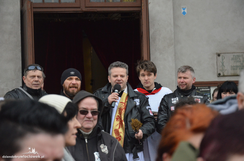 Moto Święconka w parafii św. Stanisława