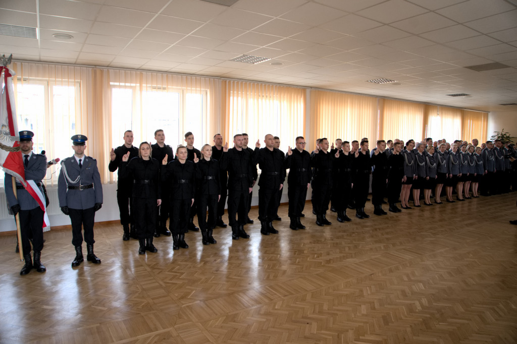 Nowi policjanci złożyli ślubowanie