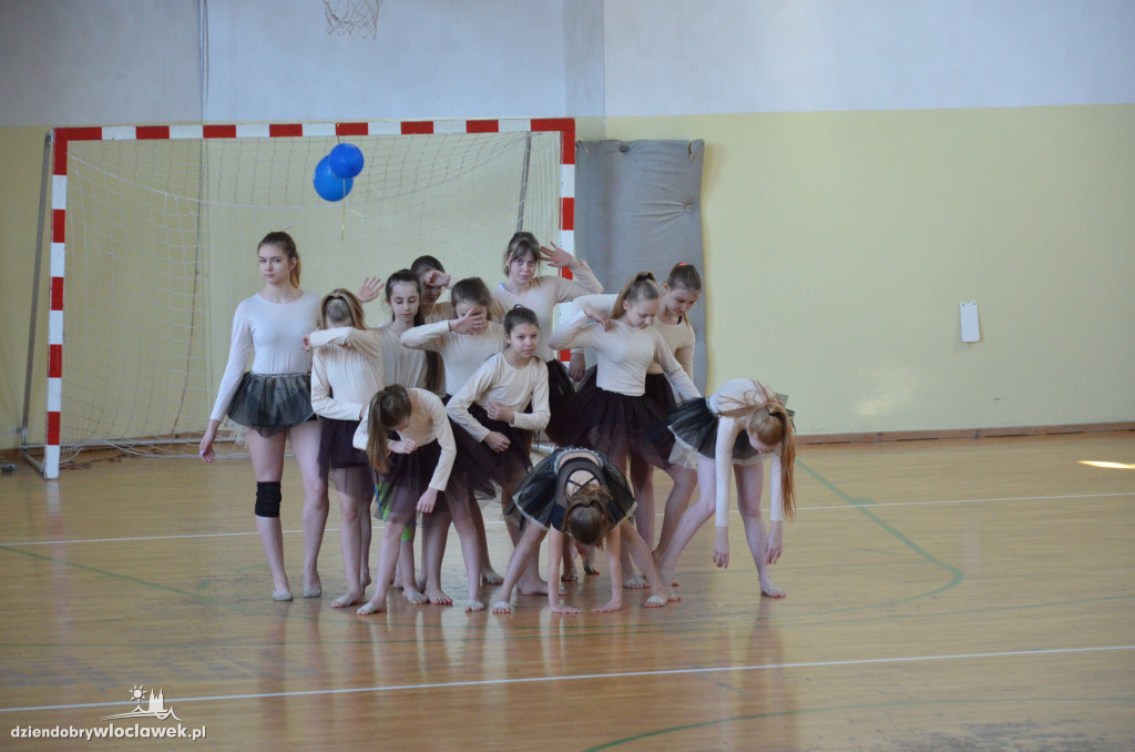 Wielopokoleniowy maraton tańca w PWSZ