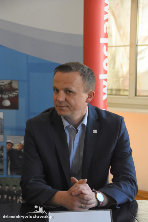 PWSZ dostała milion złotych od ministra