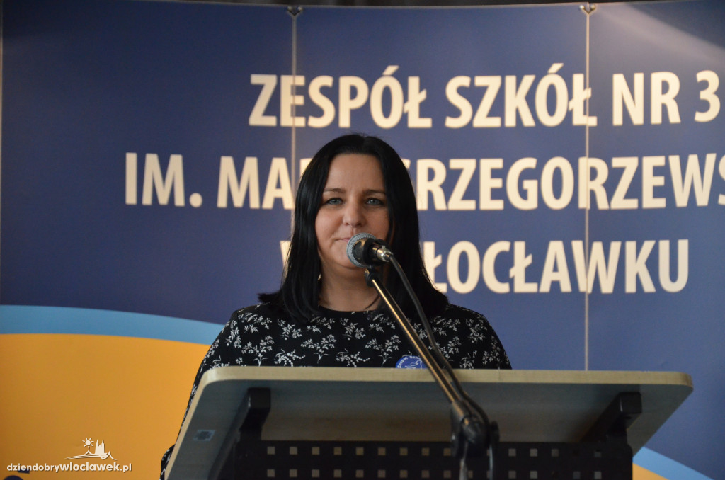 Konferencja w ZS 3 i sala hirtiterapii