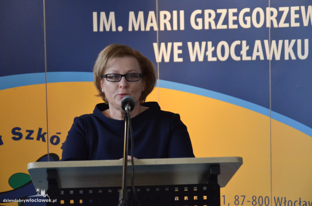 Konferencja w ZS 3 i sala hirtiterapii