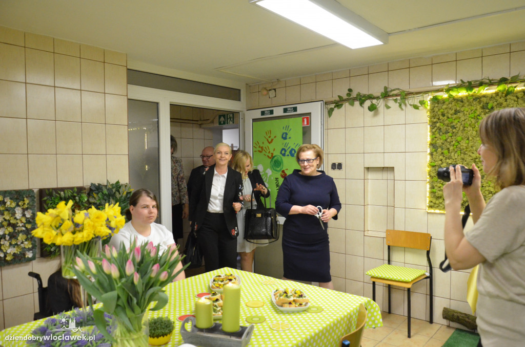 Konferencja w ZS 3 i sala hirtiterapii