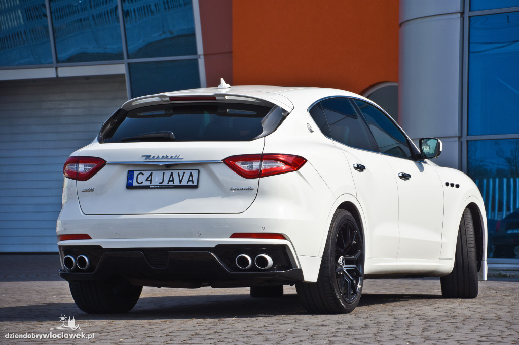 Maserati Levante w Java Car Design