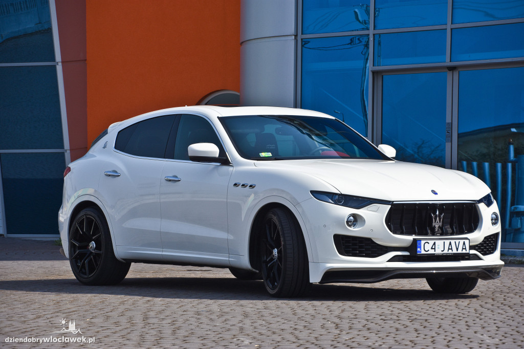 Maserati Levante w Java Car Design