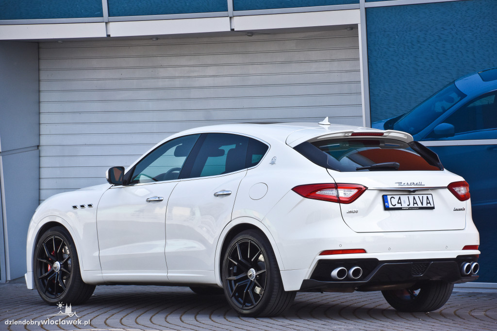 Maserati Levante w Java Car Design