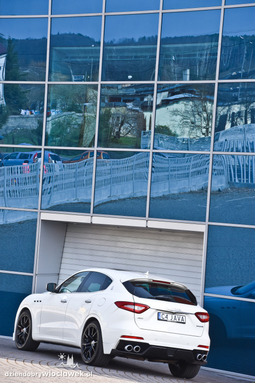 Maserati Levante w Java Car Design