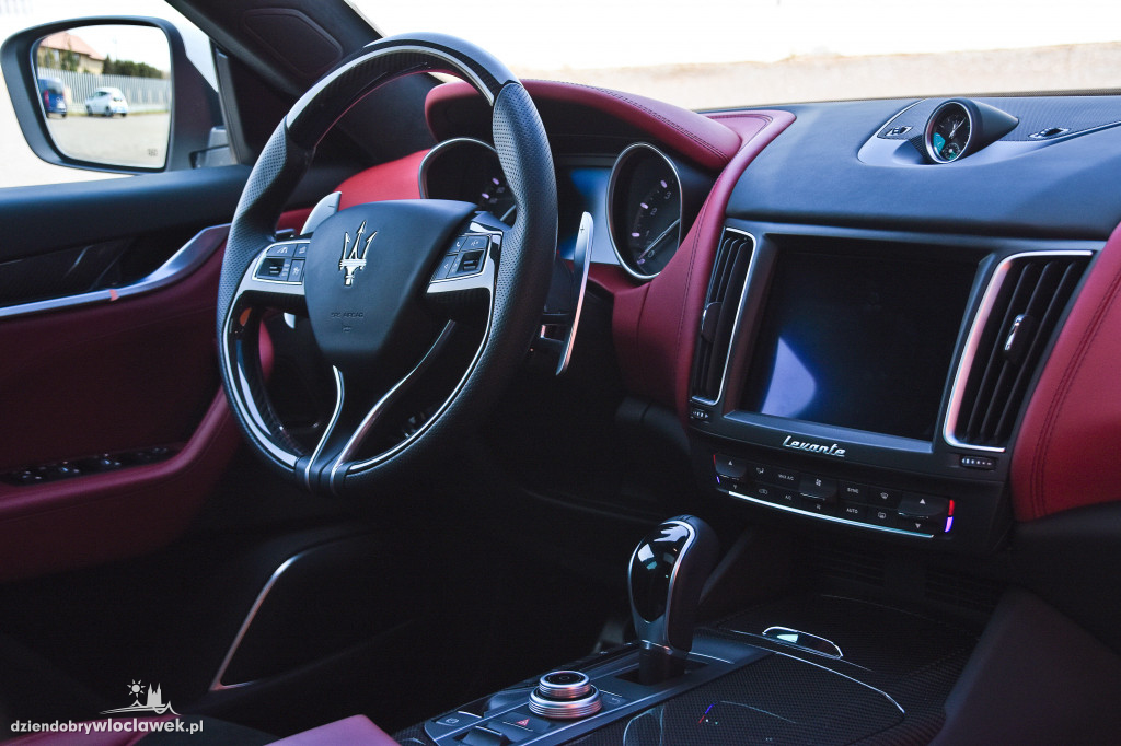 Maserati Levante w Java Car Design