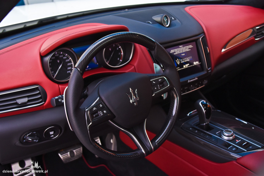 Maserati Levante w Java Car Design