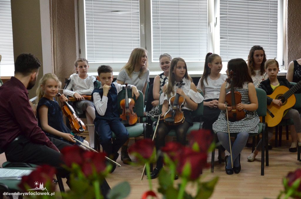 Koncert `Muzyka wokół nas`
