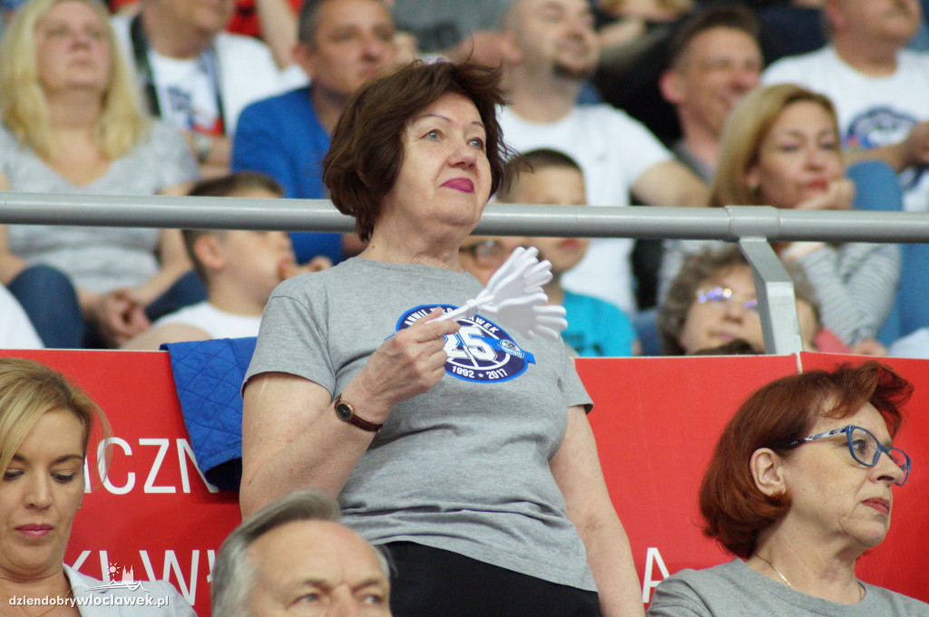 Kibice na meczu Anwil - Polpharma