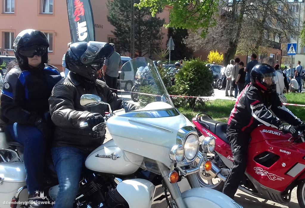 Motocykliści święcili swoje motory