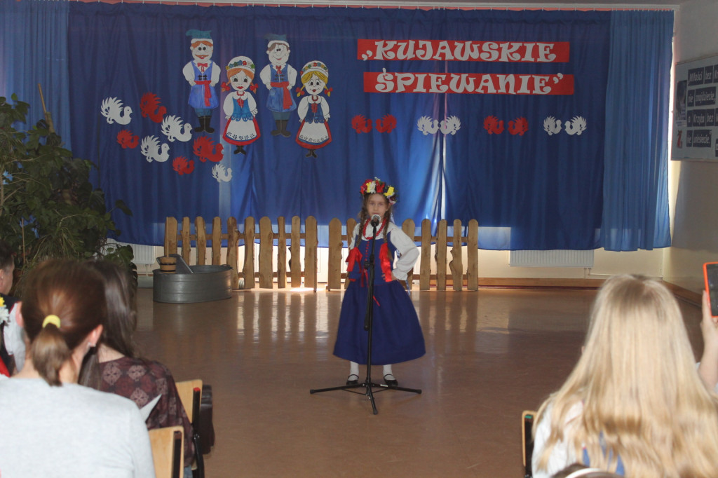 IV Festiwal Piosenki Ludowej