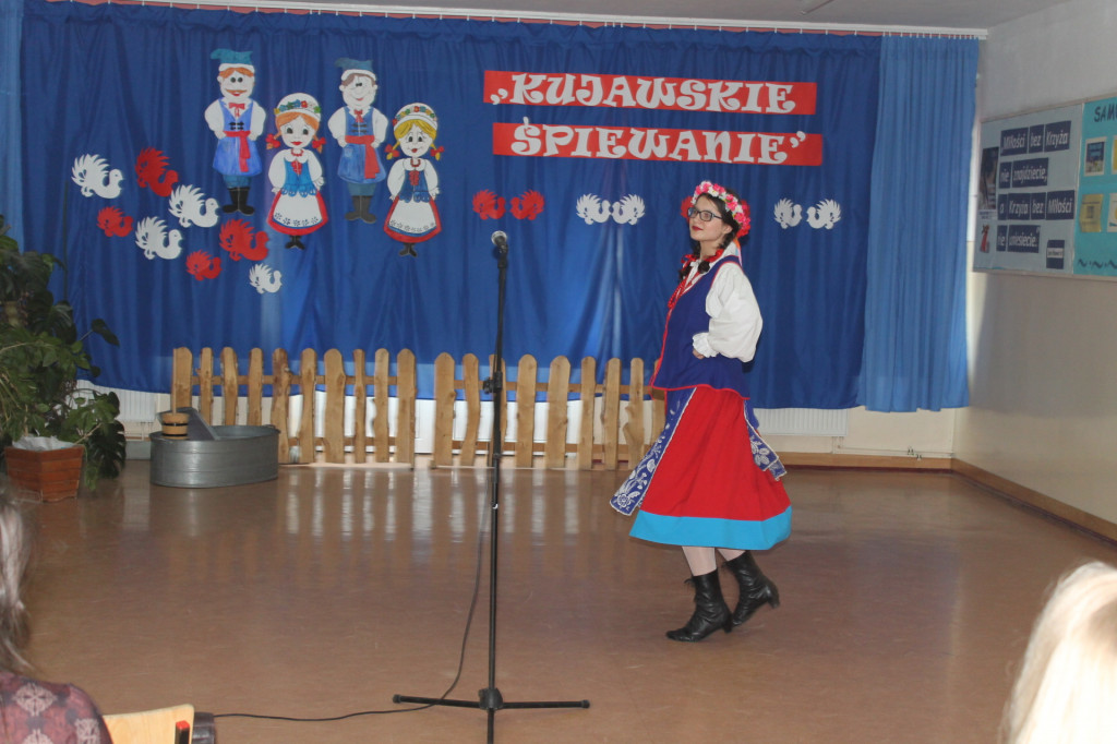 IV Festiwal Piosenki Ludowej