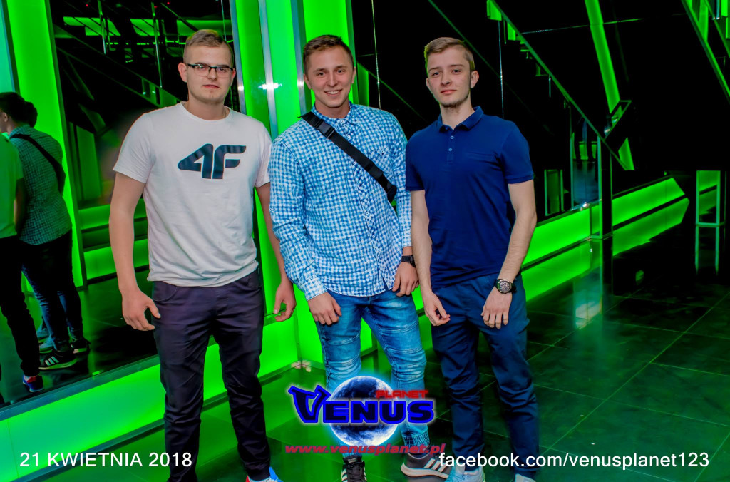 Szalona impreza w klubie Venus