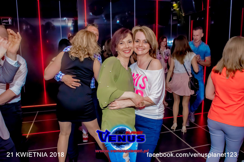 Szalona impreza w klubie Venus