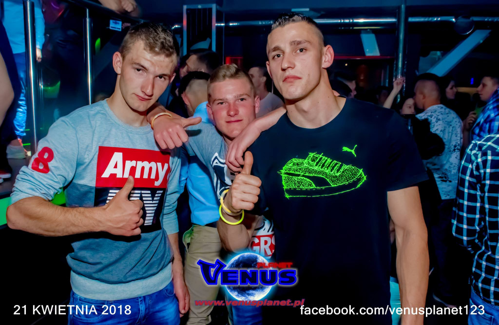 Szalona impreza w klubie Venus