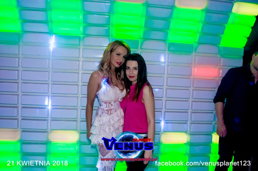 Szalona impreza w klubie Venus
