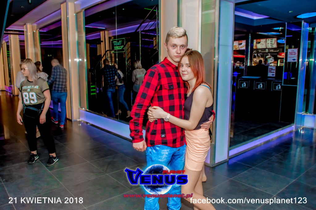 Szalona impreza w klubie Venus
