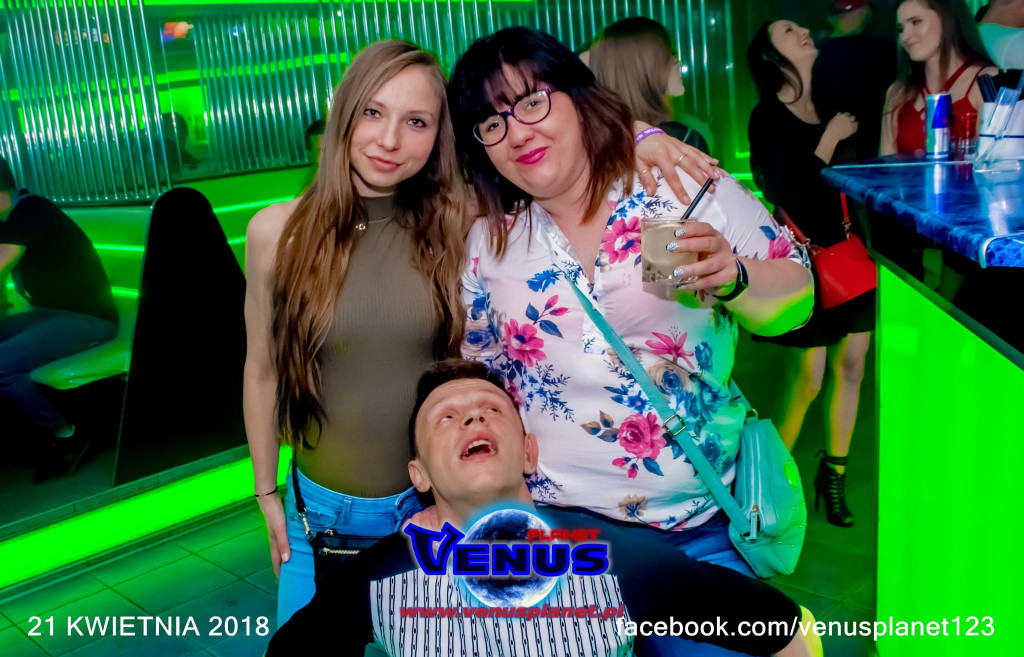 Szalona impreza w klubie Venus