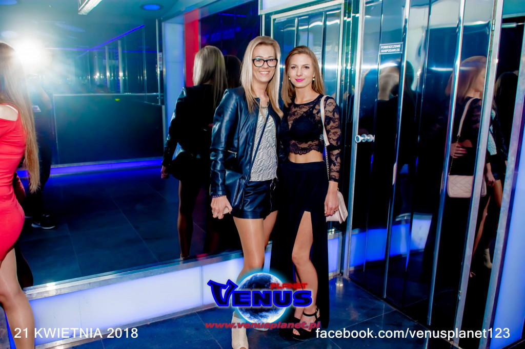 Szalona impreza w klubie Venus