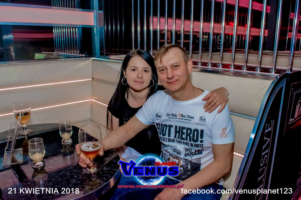Szalona impreza w klubie Venus