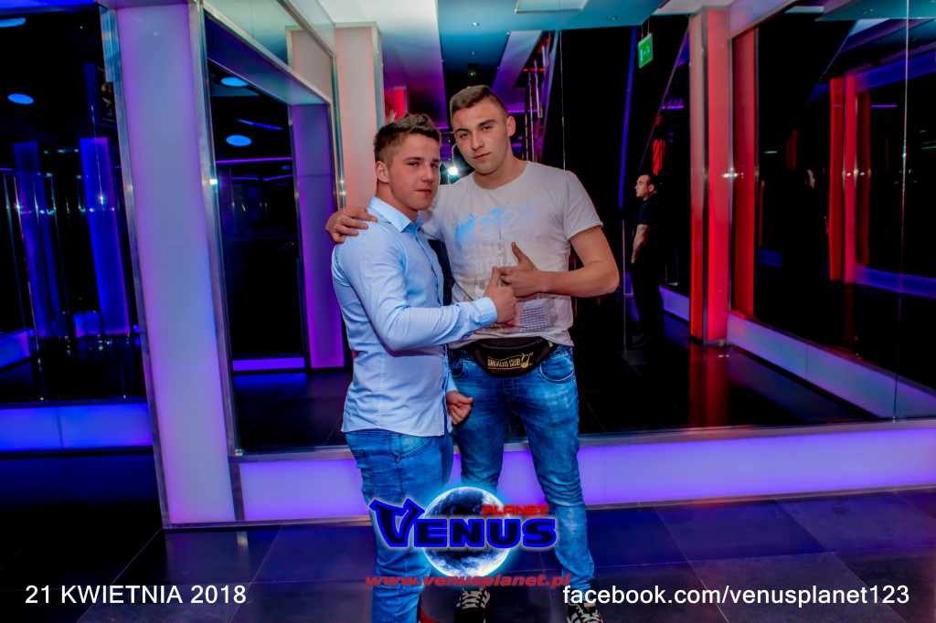 Szalona impreza w klubie Venus