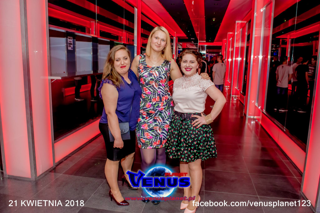 Szalona impreza w klubie Venus