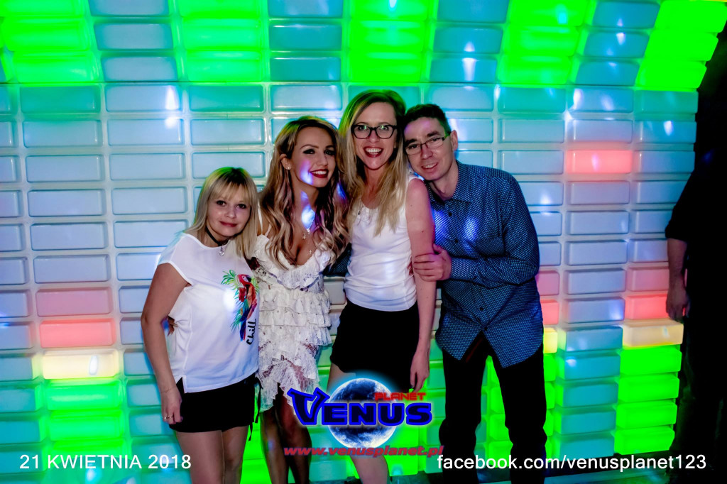 Szalona impreza w klubie Venus