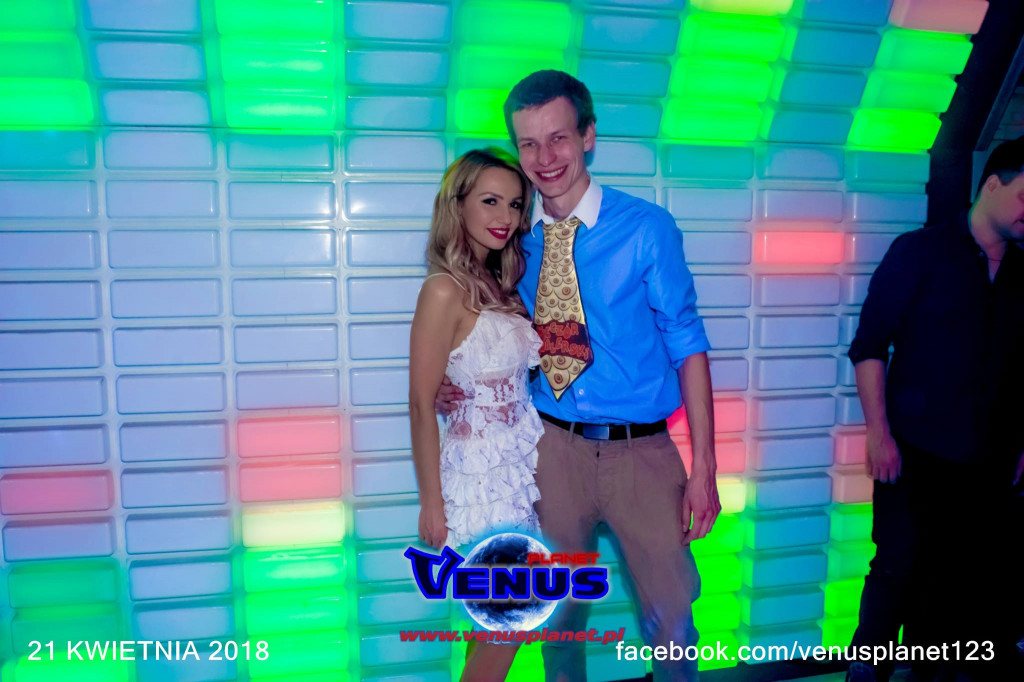 Szalona impreza w klubie Venus