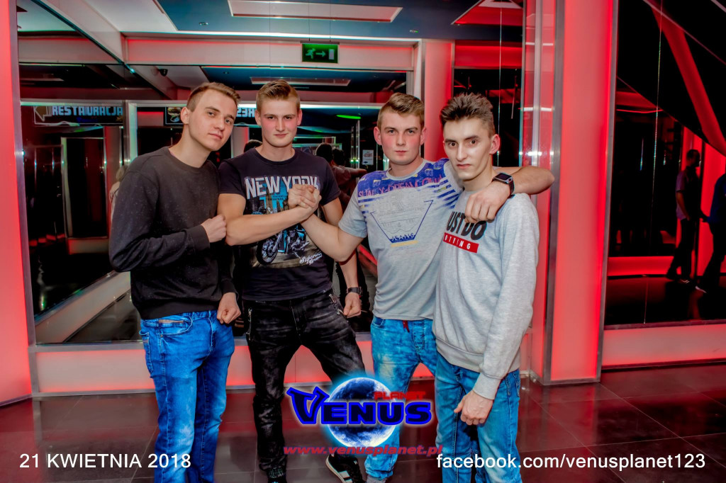 Szalona impreza w klubie Venus