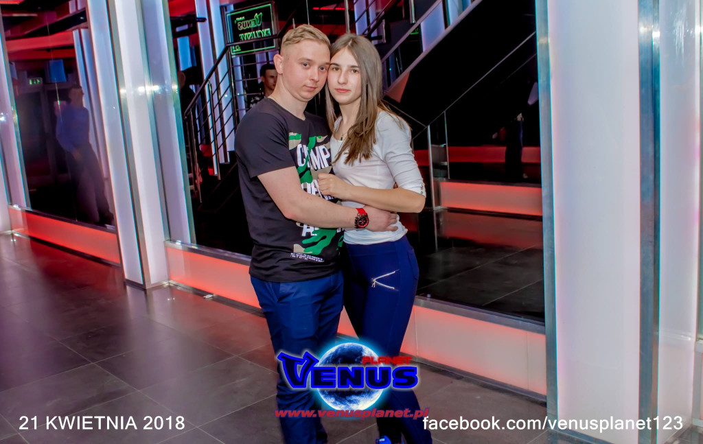 Szalona impreza w klubie Venus