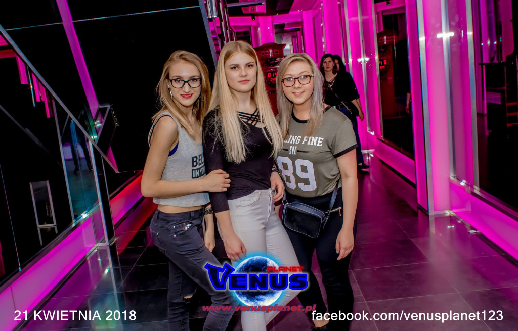 Szalona impreza w klubie Venus