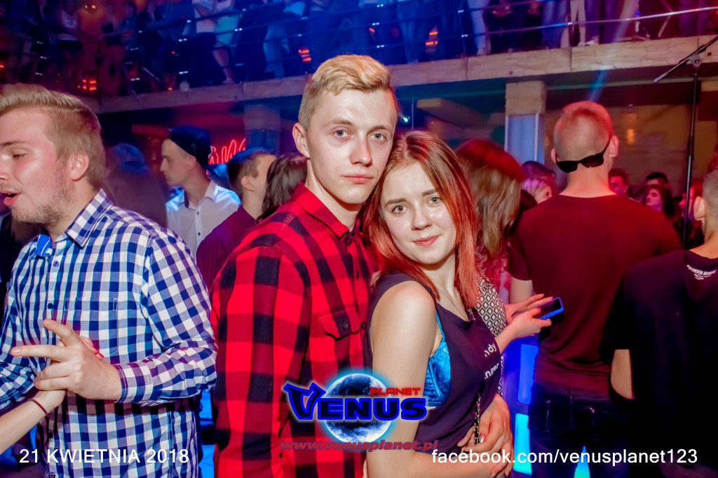 Szalona impreza w klubie Venus