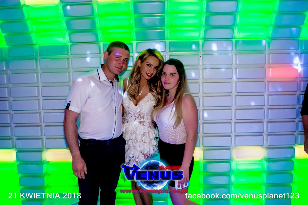 Szalona impreza w klubie Venus