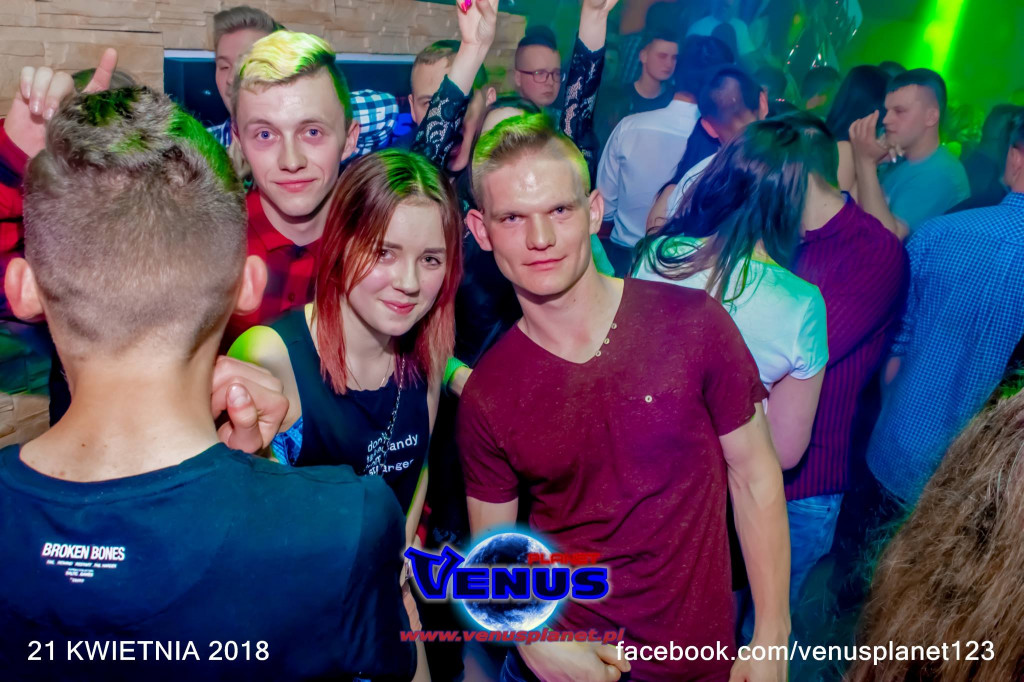 Szalona impreza w klubie Venus