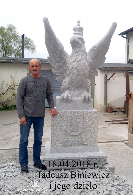 Na granitowym cokole postawią orła