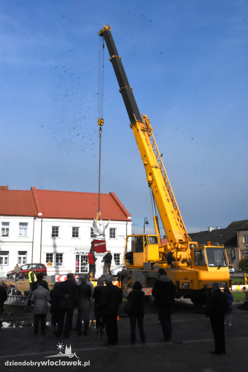 W Kowalu zmontowali pomnik