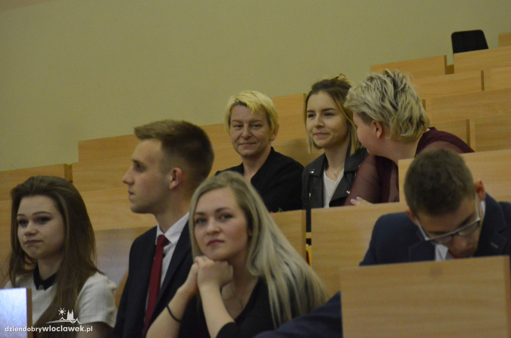 Pożegnanie maturzystów w ZSA