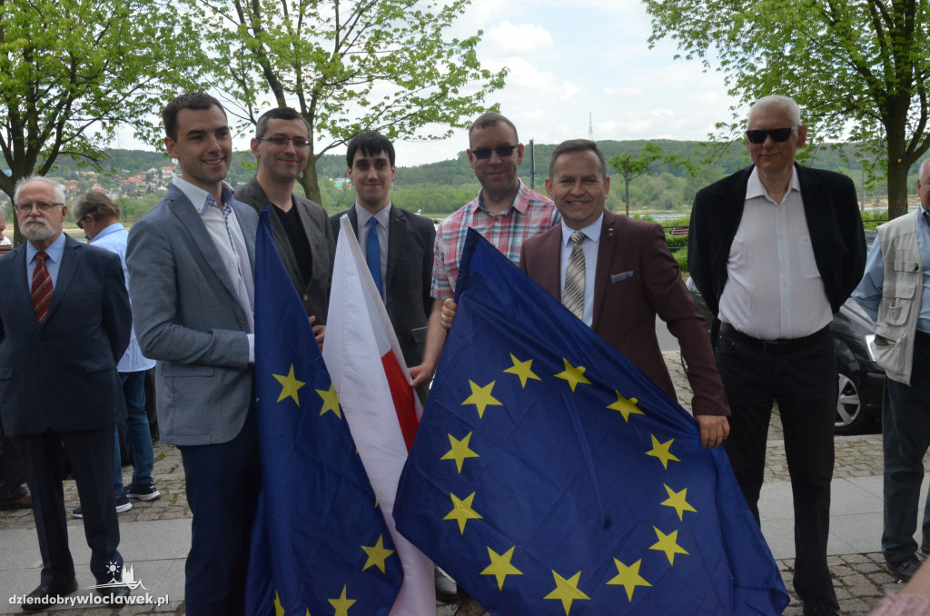 Uroczystości z okazji 1. Maja na bulwarach