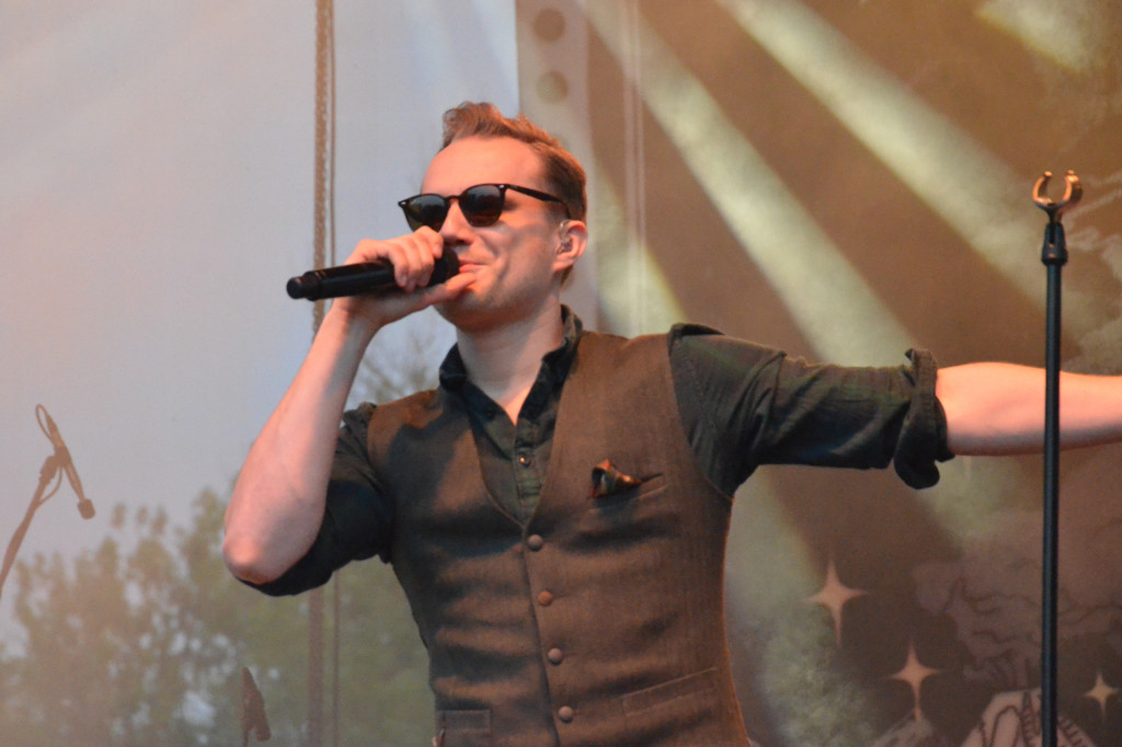 Koncert Mroza na bulwarach we Włocławku