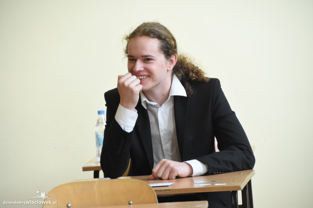Matura z języka polskiego w LMK