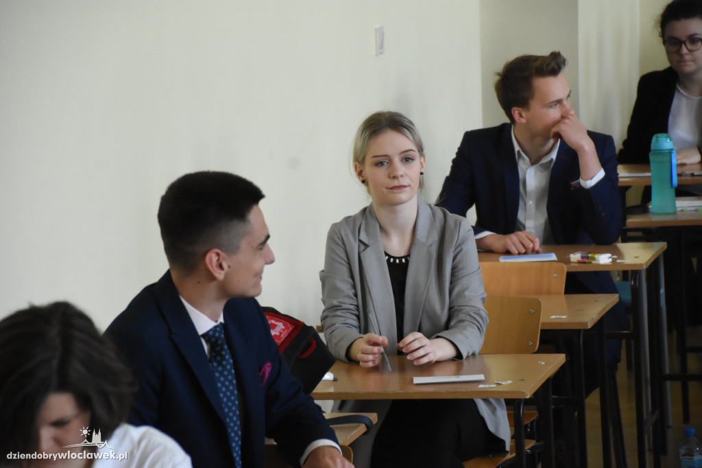 Matura z języka polskiego w LMK
