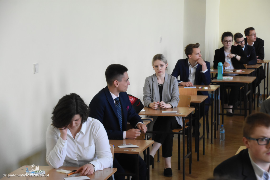 Matura z języka polskiego w LMK
