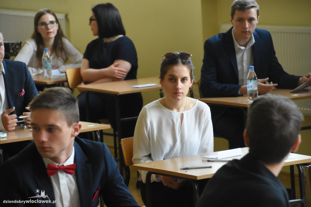 Matura z języka polskiego w LMK