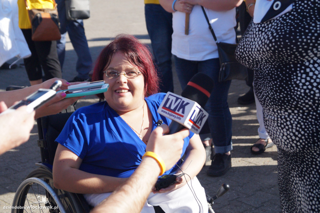 Niepełnosprawni poparli protest w Sejmie