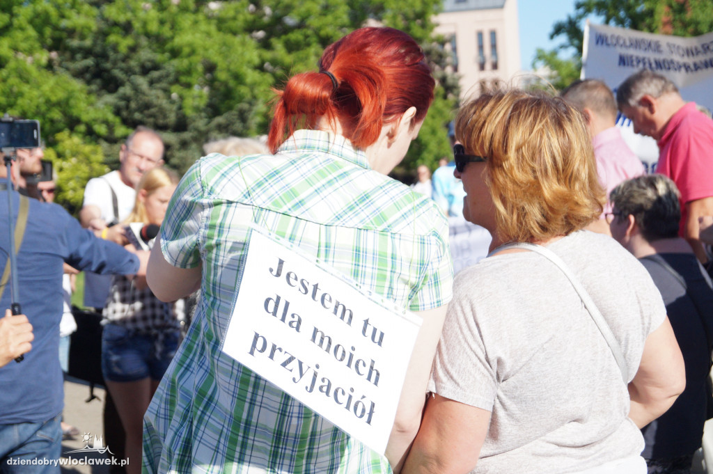 Niepełnosprawni poparli protest w Sejmie