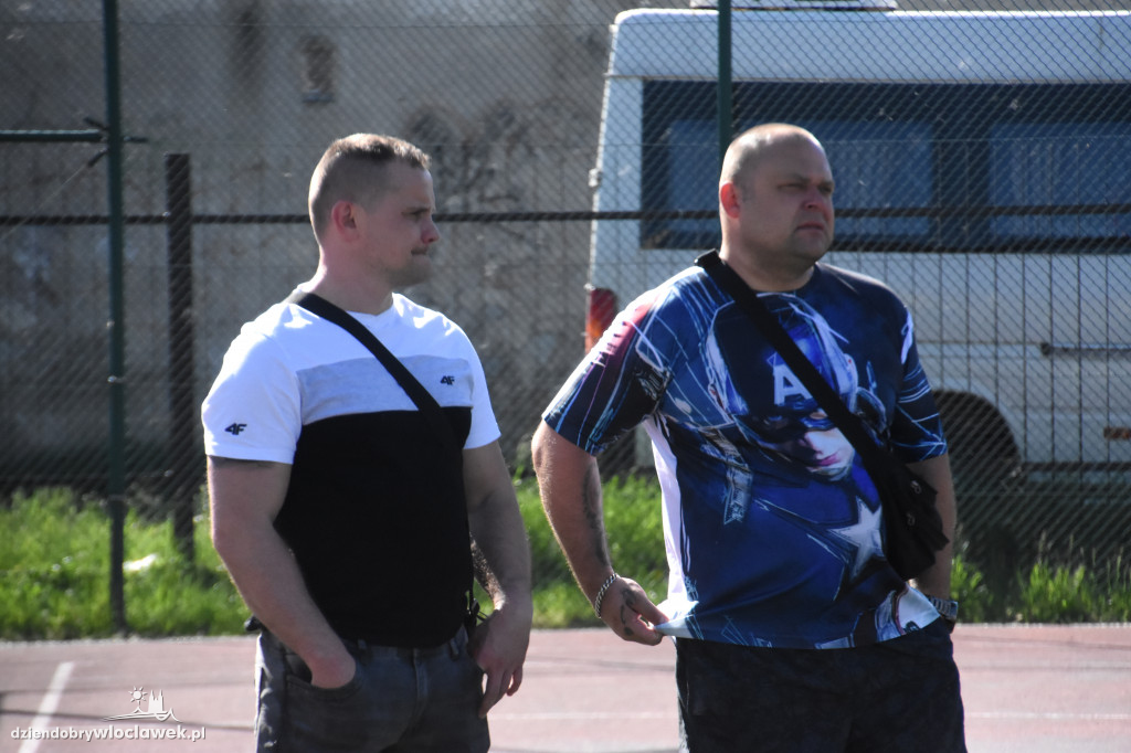 Kocham Ręczną na Orliku SP nr 7