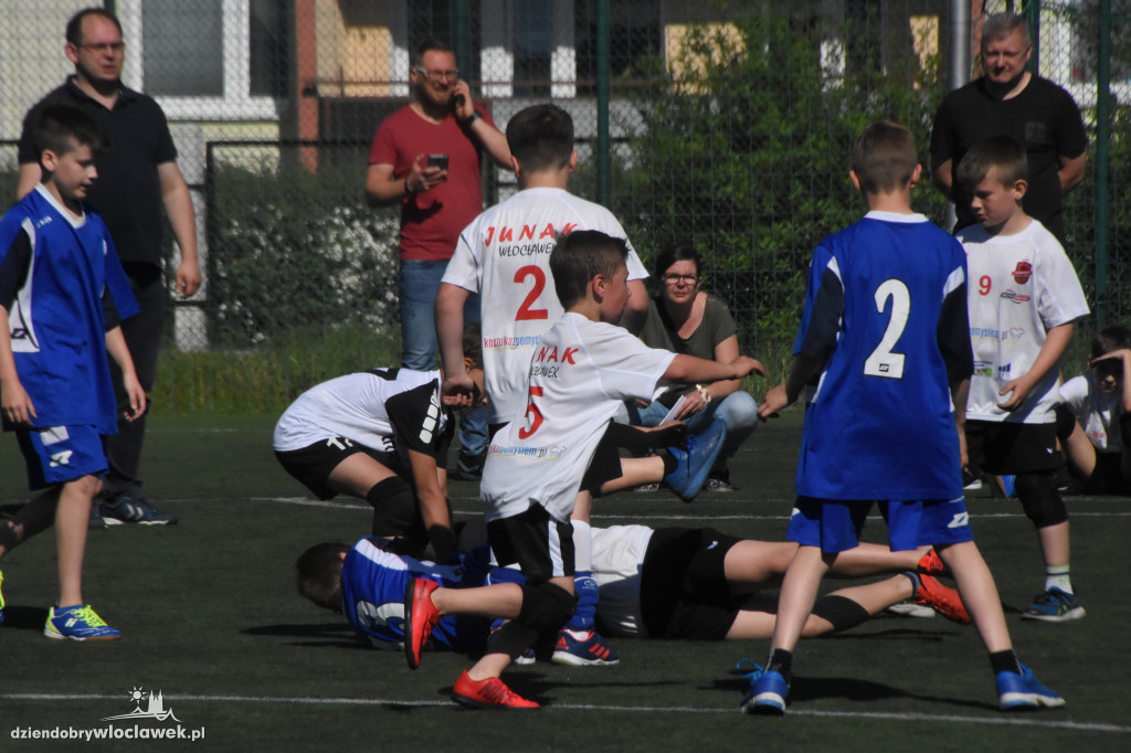 Kocham Ręczną na Orliku SP nr 7