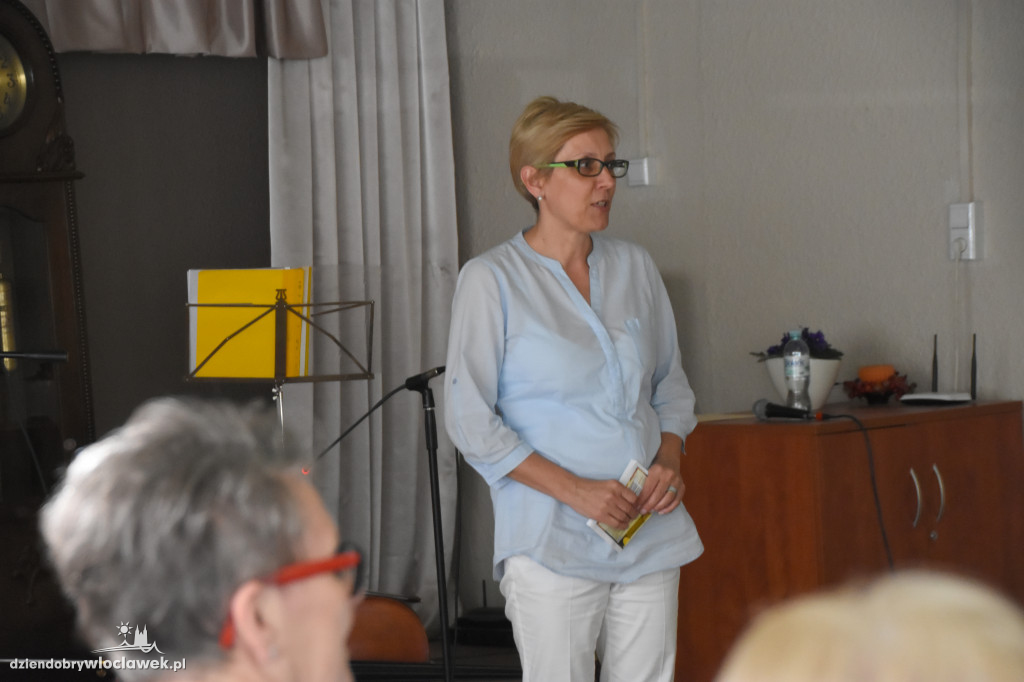 Recital Elżbiety Ślubowskiej w bibliotece